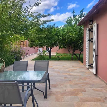 Avli Villa